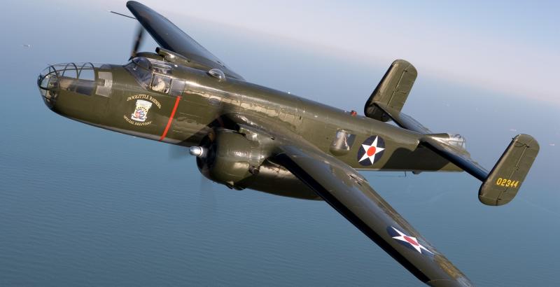 b 25 bomber